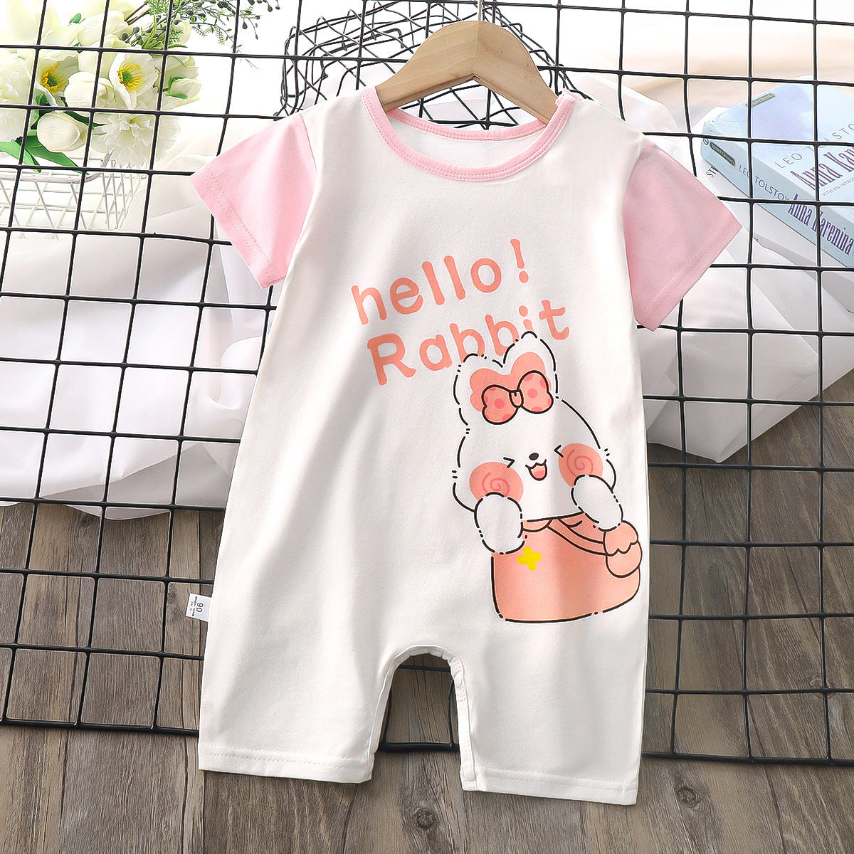 Infant and toddler one-piece crawling clothes, candy rabbit