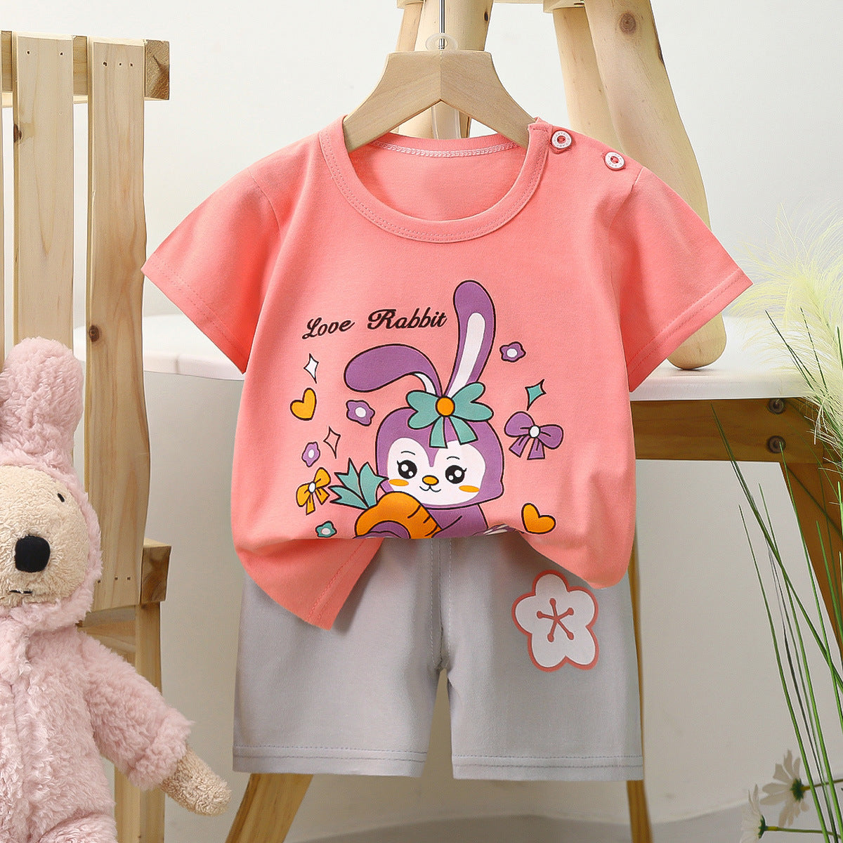 Adorable Cartoon Kids T-Shirt, love rabbit