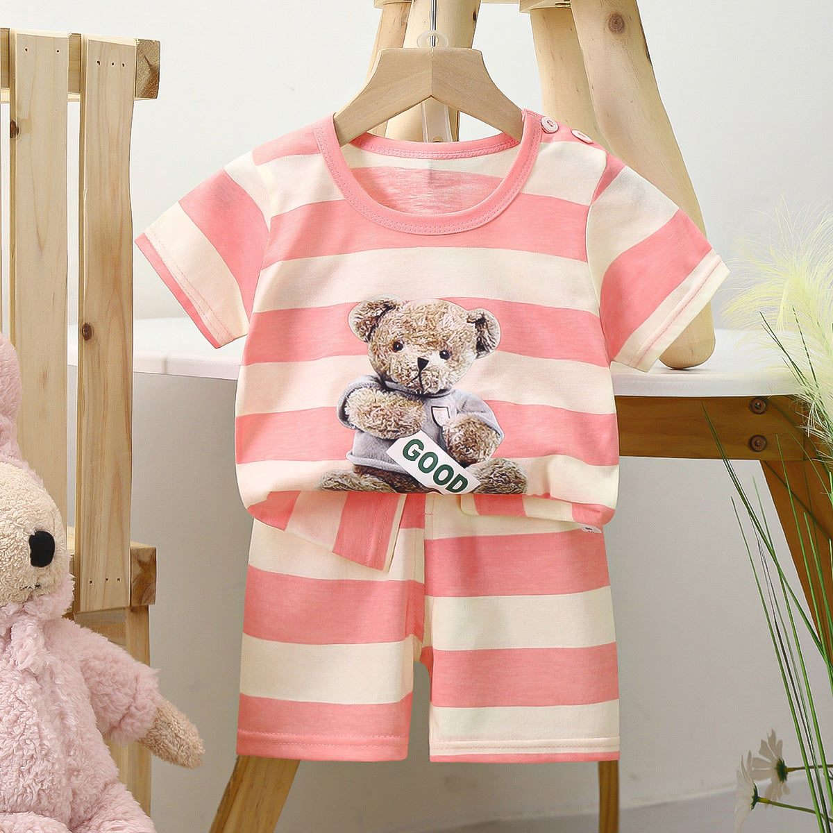 Adorable Cartoon Kids T-Shirt, bear